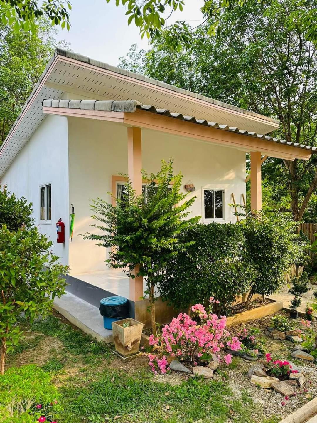 Enda Lanta Bungalows Ko Lanta Exteriör bild